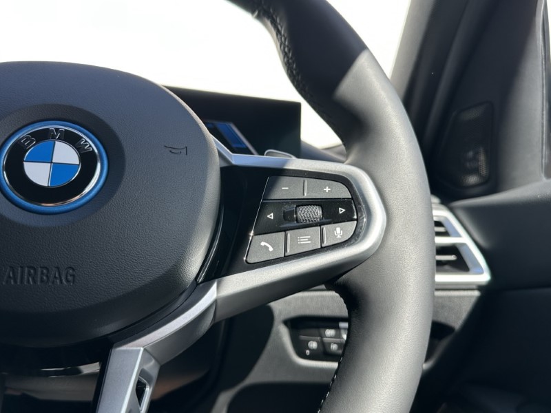  BMW 3 SERIES 330e 22.3 kWh M Sport 5dr Step Auto [Pro Pack] 5285132