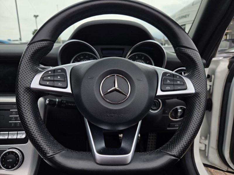 2017 (66) MERCEDES-BENZ SLC 200 AMG Line 2dr 9G-Tronic 5532190