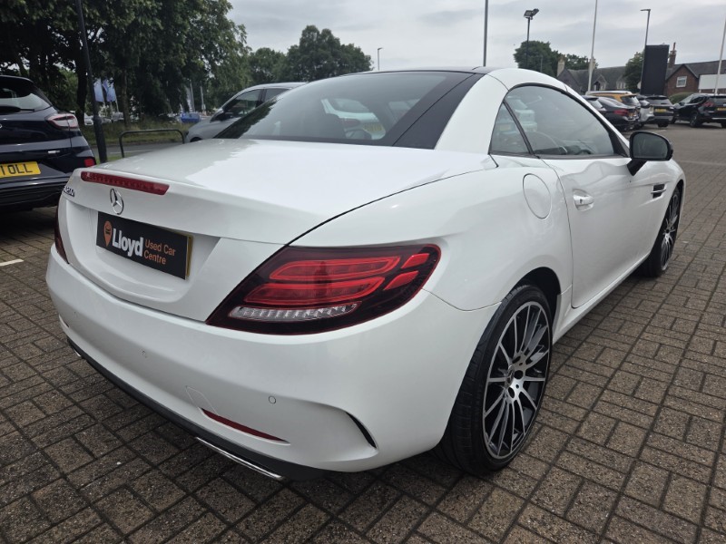2017 (66) MERCEDES-BENZ SLC 200 AMG Line 2dr 9G-Tronic 5532175