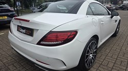 2017 (66) MERCEDES-BENZ SLC 200 AMG Line 2dr 9G-Tronic 5532175