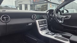 2017 (66) MERCEDES-BENZ SLC 200 AMG Line 2dr 9G-Tronic 5532180