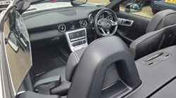 2017 (66) MERCEDES-BENZ SLC 200 AMG Line 2dr 9G-Tronic 5532172