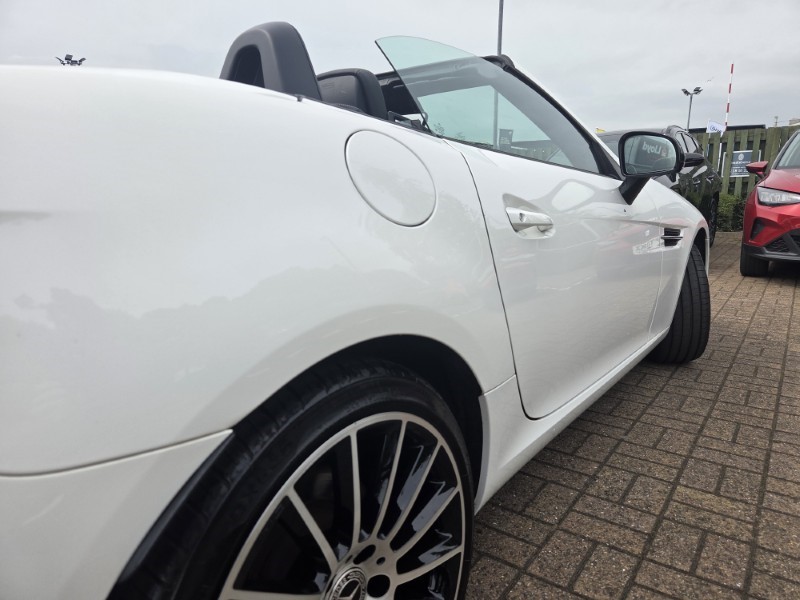 2017 (66) MERCEDES-BENZ SLC 200 AMG Line 2dr 9G-Tronic 5532167