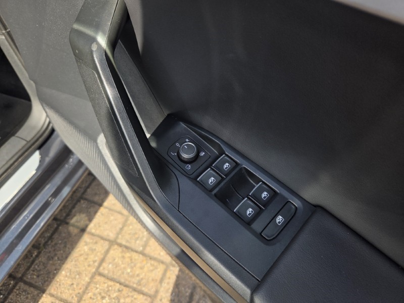 2020 (70) SEAT LEON 1.5 TSI EVO 150 FR 5dr 5543807