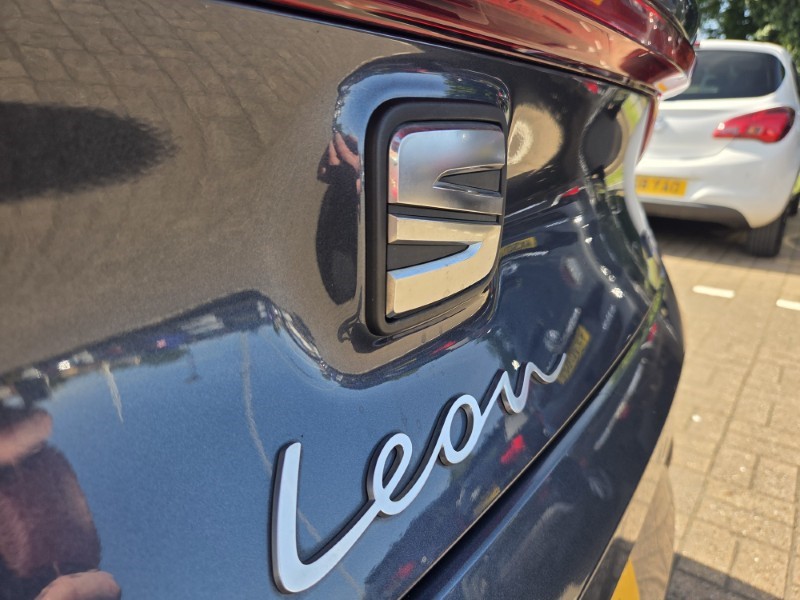 2020 (70) SEAT LEON 1.5 TSI EVO 150 FR 5dr 5543786