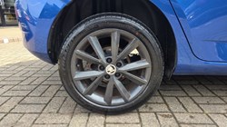 2016 (66) SKODA FABIA 1.2 TSI Colour Edition 5dr 5551745