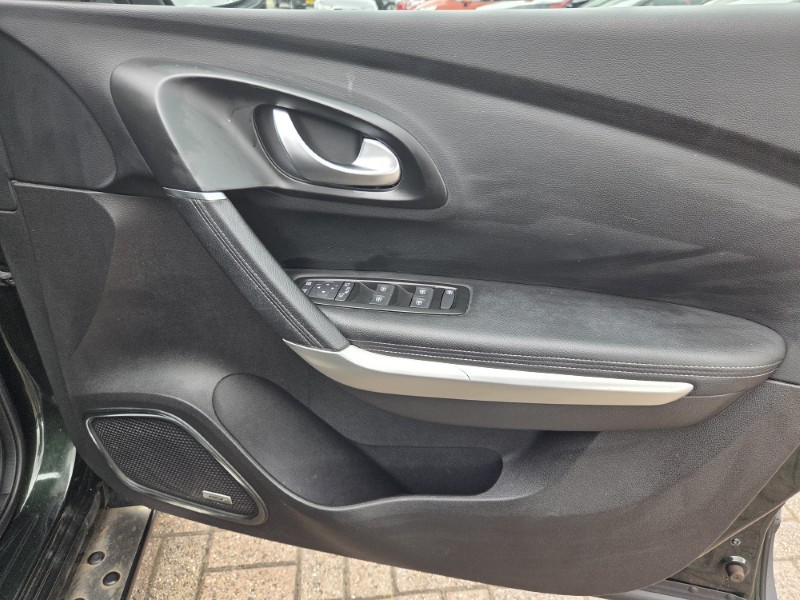 2019 (19) RENAULT KADJAR 1.3 TCE GT Line 5dr 5555249