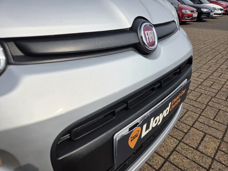 2017 (17) FIAT PANDA 0.9 TwinAir [85] Easy 5dr 5551834