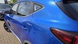 2019 (19) MG MOTOR UK ZS 1.5 VTi-TECH Exclusive 5dr 5546875