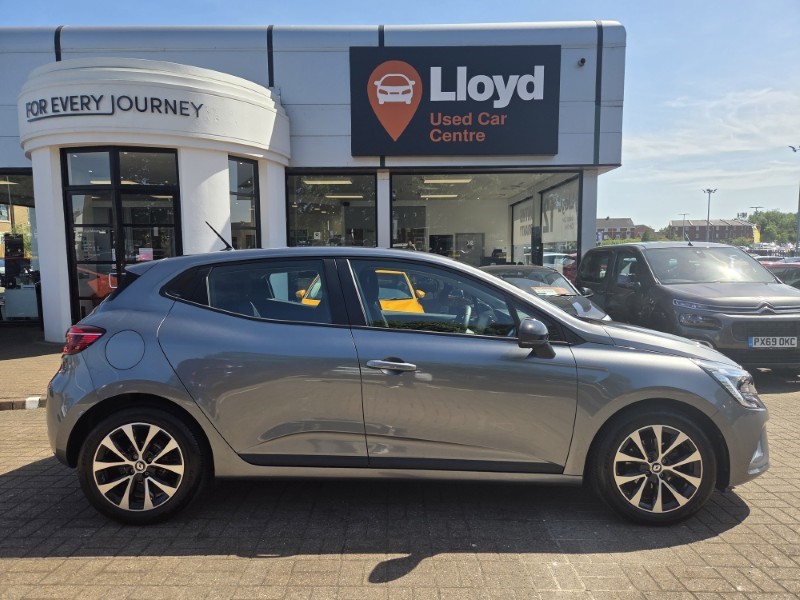 2023 (73) RENAULT CLIO 1.0 TCe 90 Evolution 5dr 5545496