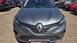 2023 (73) RENAULT CLIO 1.0 TCe 90 Evolution 5dr 5545500