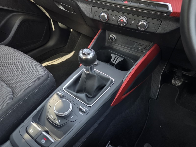 2018 (68) AUDI Q2 1.0 TFSI Sport 5dr 5548111