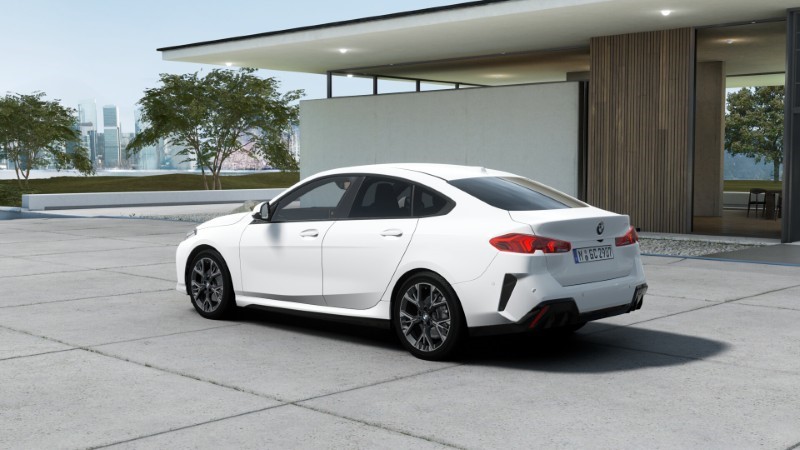  BMW 2 SERIES 220 M Sport 4dr Step Auto 5320710