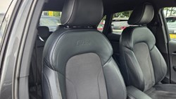 2017 (17) AUDI Q3 2.0 TDI Quattro Black Edition 5dr S Tronic 5551642