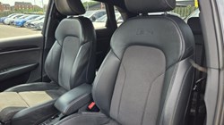 2017 (17) AUDI Q3 2.0 TDI Quattro Black Edition 5dr S Tronic 5551641
