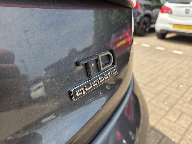 2017 (17) AUDI Q3 2.0 TDI Quattro Black Edition 5dr S Tronic 5551622