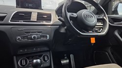 2017 (17) AUDI Q3 2.0 TDI Quattro Black Edition 5dr S Tronic 5551635