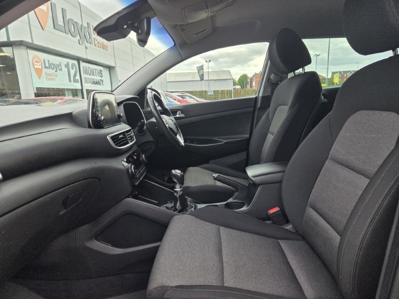 2019 (19) HYUNDAI TUCSON 1.6 GDi SE Nav 5dr 2WD 5560310
