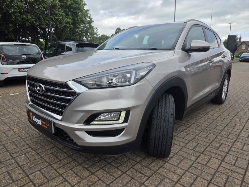 2019 (19) HYUNDAI TUCSON 1.6 GDi SE Nav 5dr 2WD 5560292