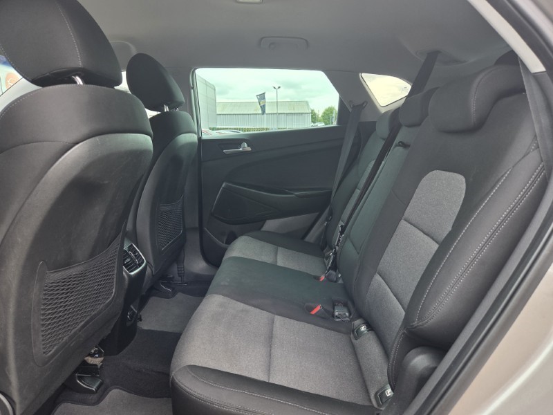 2019 (19) HYUNDAI TUCSON 1.6 GDi SE Nav 5dr 2WD 5560303