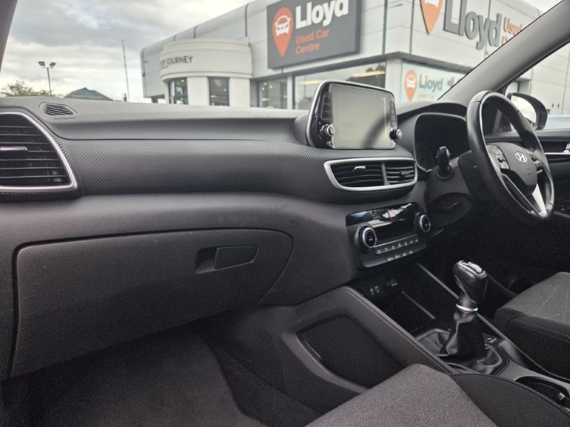 2019 (19) HYUNDAI TUCSON 1.6 GDi SE Nav 5dr 2WD 5560308