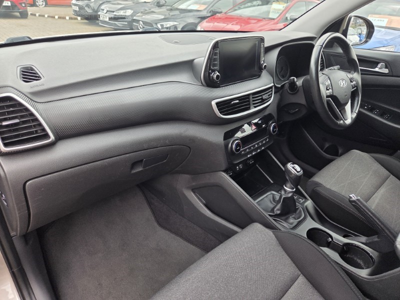 2019 (19) HYUNDAI TUCSON 1.6 GDi SE Nav 5dr 2WD 5560309