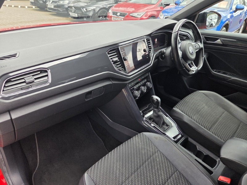 2018 (18) VOLKSWAGEN T-ROC 1.5 TSI EVO R-Line 5dr DSG 5560356