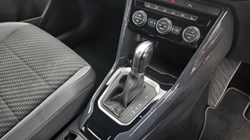 2018 (18) VOLKSWAGEN T-ROC 1.5 TSI EVO R-Line 5dr DSG 5560366