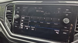 2018 (18) VOLKSWAGEN T-ROC 1.5 TSI EVO R-Line 5dr DSG 5560370