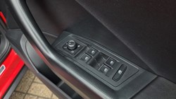 2018 (18) VOLKSWAGEN T-ROC 1.5 TSI EVO R-Line 5dr DSG 5560361