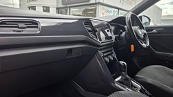 2018 (18) VOLKSWAGEN T-ROC 1.5 TSI EVO R-Line 5dr DSG 5560355