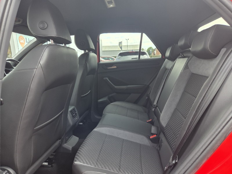 2018 (18) VOLKSWAGEN T-ROC 1.5 TSI EVO R-Line 5dr DSG 5560350