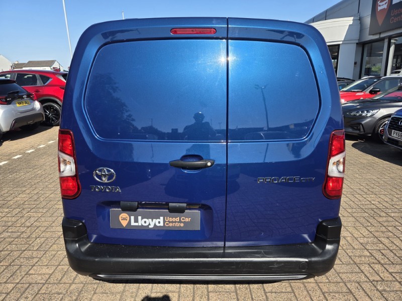 2021 (70) TOYOTA COMMERCIAL PROACE CITY 1.5D 100 Active Van 5605439