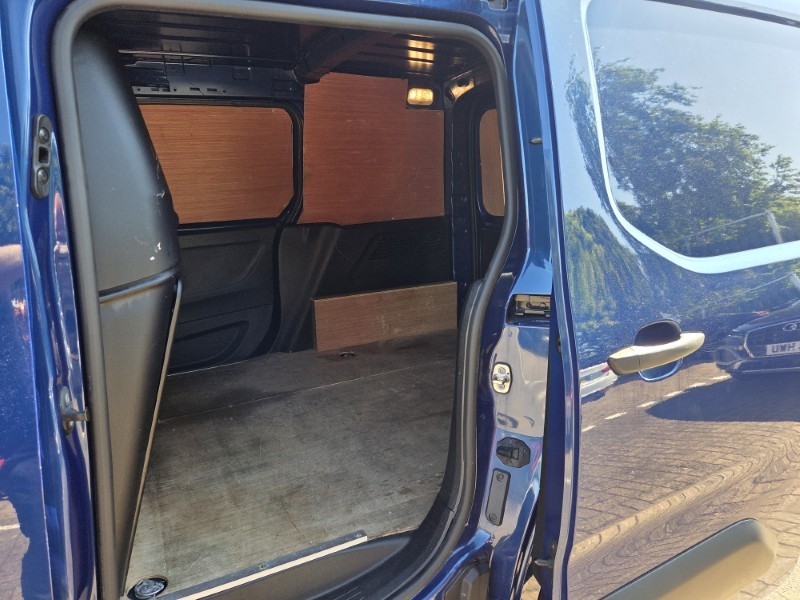 2021 (70) TOYOTA COMMERCIAL PROACE CITY 1.5D 100 Active Van 5605446