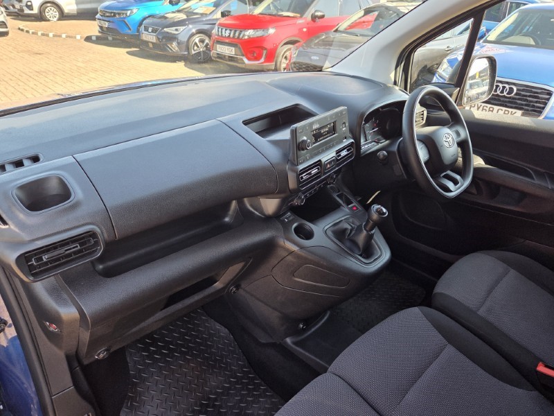 2021 (70) TOYOTA COMMERCIAL PROACE CITY 1.5D 100 Active Van 5605449