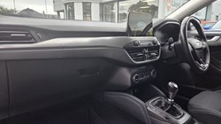 2019 (19) FORD FOCUS 1.5 EcoBlue 120 Titanium 5dr 5577038