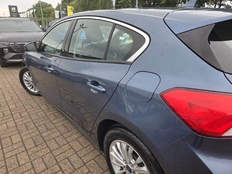 2019 (19) FORD FOCUS 1.5 EcoBlue 120 Titanium 5dr 5577023
