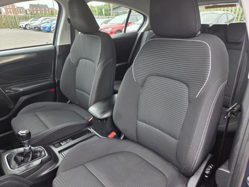 2019 (19) FORD FOCUS 1.5 EcoBlue 120 Titanium 5dr 5577041