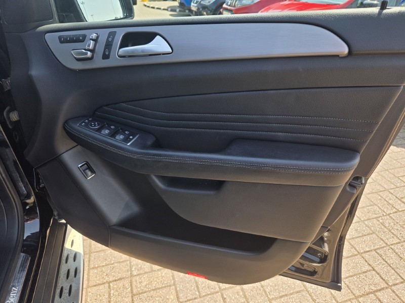 2018 (18) MERCEDES-BENZ GLE 250d 4Matic AMG Night Edition 5dr 9G-Tronic 5597947