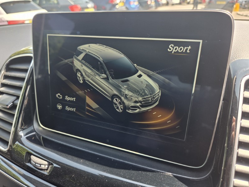 2018 (18) MERCEDES-BENZ GLE 250d 4Matic AMG Night Edition 5dr 9G-Tronic 5597960