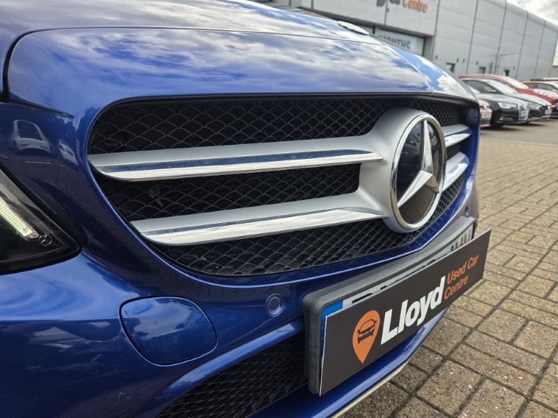 2020 (70) MERCEDES-BENZ C CLASS C220d Sport Edition Premium 4dr 9G-Tronic 5568383