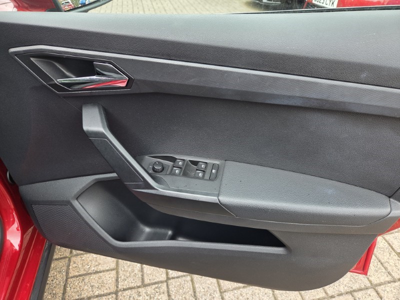 2019 (69) SEAT ARONA 1.0 TSI SE Technology [EZ] 5dr 5560408