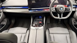 BMW M5 4dr DCT 5361935
