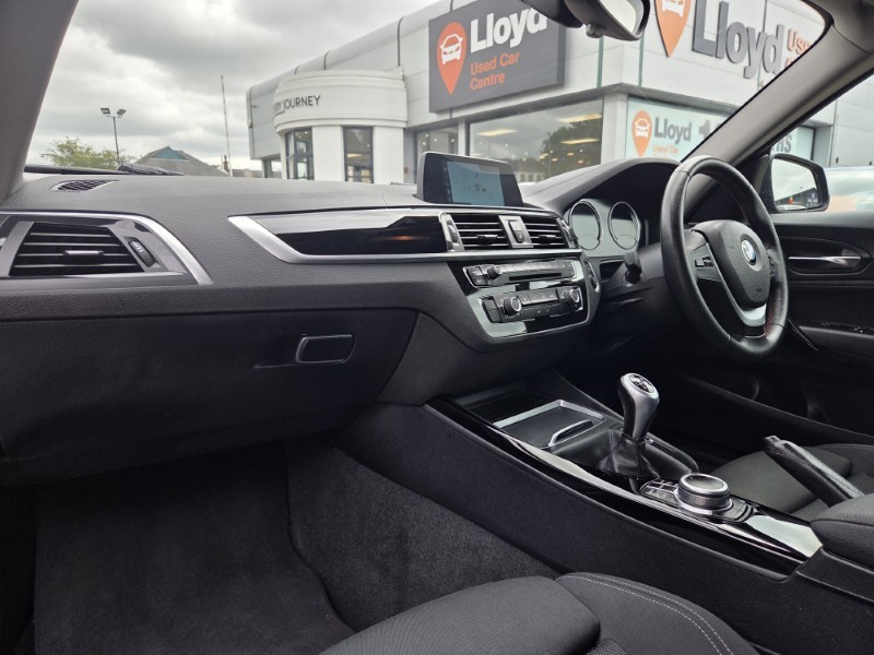 2019 (19) BMW 1 SERIES 118i [1.5] Sport 3dr [Nav/Servotronic] 5574237