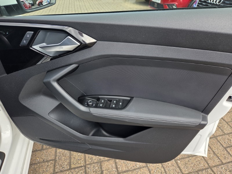 2019 (68) AUDI A1 30 TFSI S Line 5dr 5570570