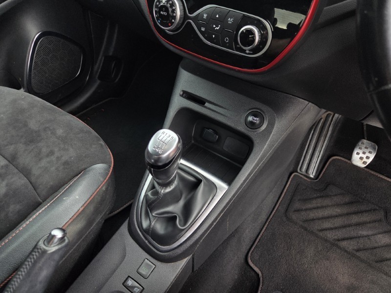 2020 (69) RENAULT CAPTUR 1.3 TCE 130 S Edition 5dr 5571413
