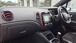 2020 (69) RENAULT CAPTUR 1.3 TCE 130 S Edition 5dr 5571403