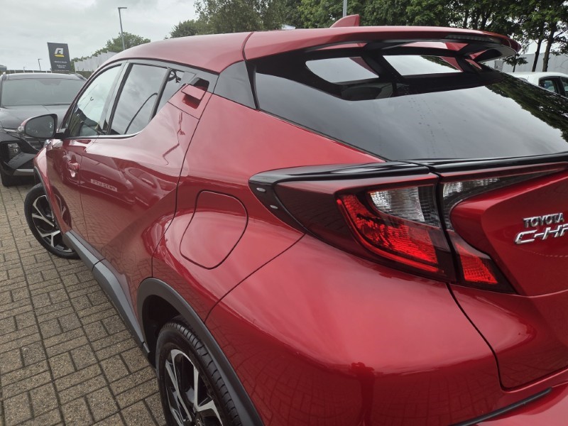 2020 (70) TOYOTA C-HR 1.8 Hybrid Design 5dr CVT 5572107