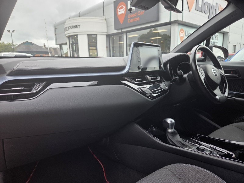 2020 (70) TOYOTA C-HR 1.8 Hybrid Design 5dr CVT 5572122