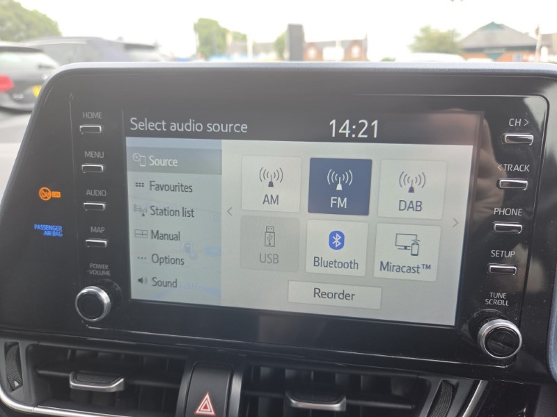 2020 (70) TOYOTA C-HR 1.8 Hybrid Design 5dr CVT 5572135
